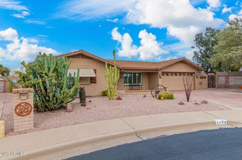 5156 Escondido Cir, Mesa, AZ 85206-2820
