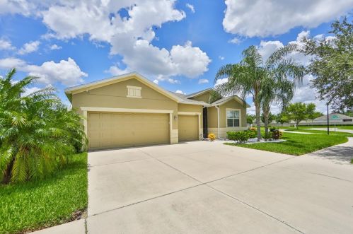 2405 Yukon Cliff Dr, Ruskin, FL 33570-6344