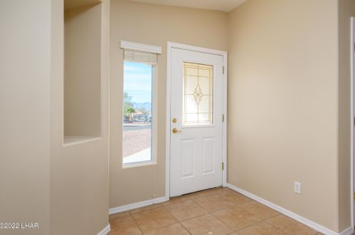 2460 Topanga Dr, Bullhead City AZ  86442-8466 exterior