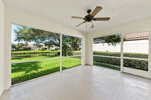 7854 Pine Island Way, West Palm Beach FL  33411-5818 exterior