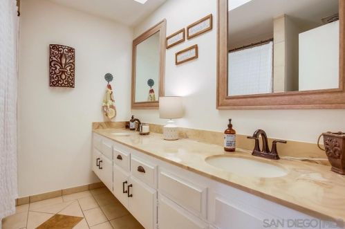 17504 Bernardo Oaks Dr, San Diego CA 92128-2109 exterior