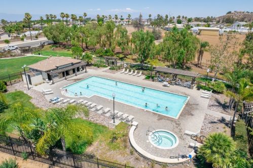 12607 Orangeblossom Ln, Riverside CA  92503-7059 exterior