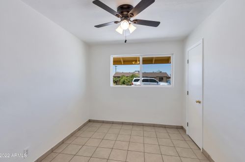 2007 38 Ave, Phoenix AZ 85053-4502 exterior