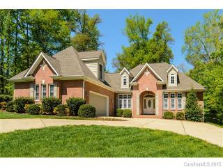 125 Highland Forest Dr, Lake Wylie, SC 29710-6306