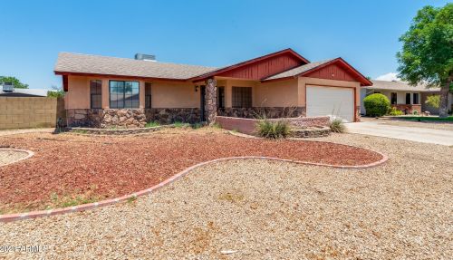 1326 Highland St, Chandler, AZ 85224-2700