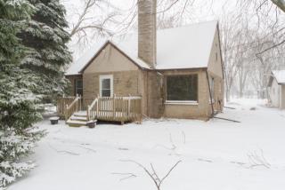 781 Terrace Ave, Menasha, WI 54952-1436