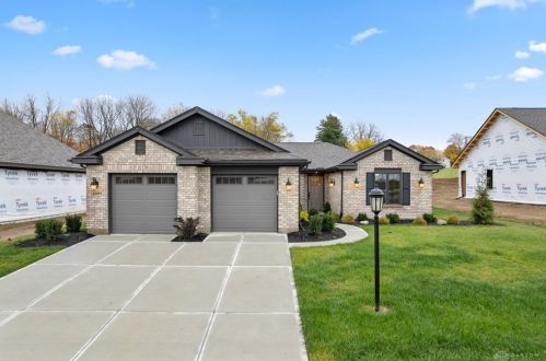 2097 High Wheel Dr, Xenia, OH 45385-5460