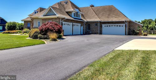 4405 Greenbriar Way, Seaford DE  19973-4602 exterior