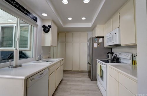 137 Rustic Ct, Brea CA  92821-3445 exterior