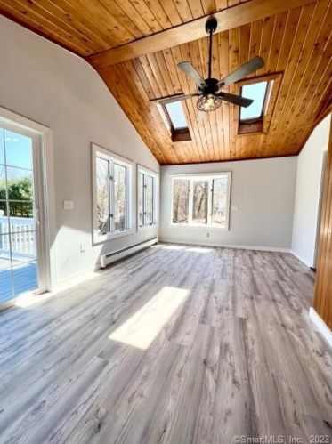 25 Atwood Rd, Woodbury CT  06798-2324 exterior