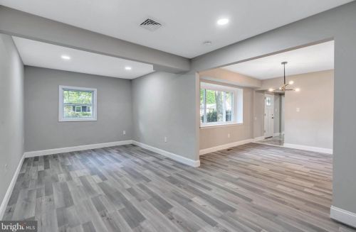 52 Emerald Ln, Willingboro NJ  08046-2257 exterior