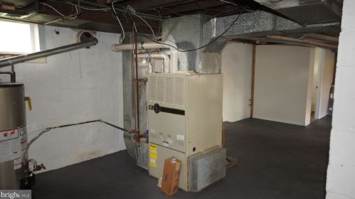 9 16th St, Camp Hill PA  17011-4801 exterior