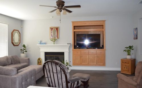 3128 Queens Gate Ln, Modesto CA  95355-8684 exterior