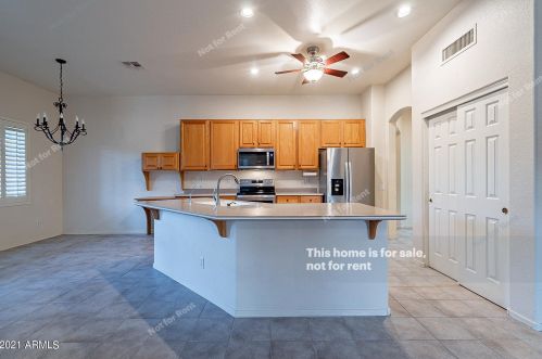 4821 Vista Pl, Chandler AZ 85248-5536 exterior