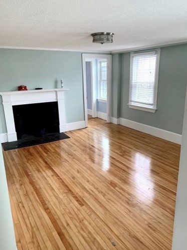 51 Poplar St, Danvers MA 01923-2455 exterior