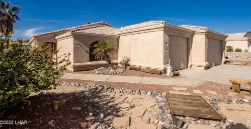 3937 Chemehuevi Blvd, Lake Havasu City, AZ 86406-4542