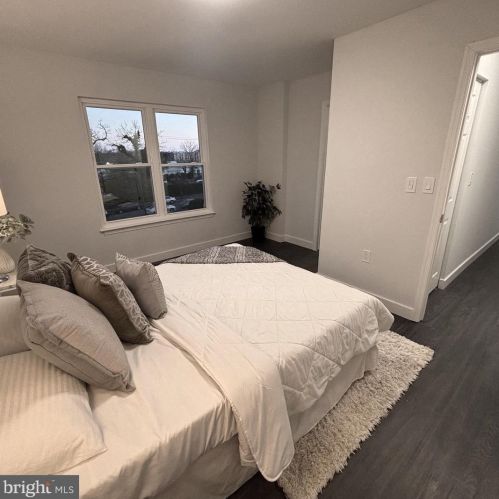 1860 Bryant St, Washington DC  20018-3671 exterior