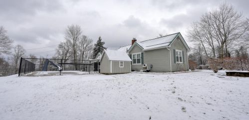 10272 Frd Rd, Cambridge OH  43725-9521 exterior
