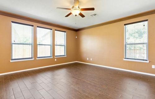 2302 Mccook Dr, Georgetown TX  78626-8146 exterior