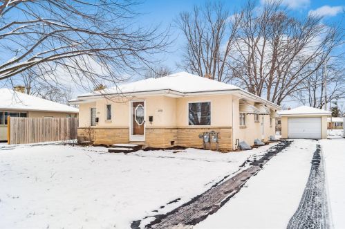 3190 Lotz Dr, Darbydale, OH 43123-2745