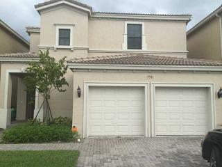 790 191st St, Miami, FL 33179-3922