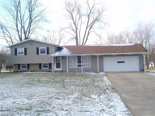 7011 Rolling Ridge Rd, Canton, OH 44721-2953