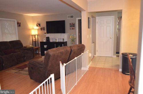 320 Cragmoor Rd, York Haven PA  17370-9053 exterior