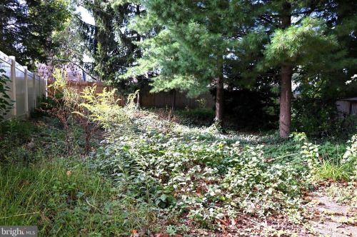 346 Andover Rd, Fairless Hills PA  19030-2231 exterior