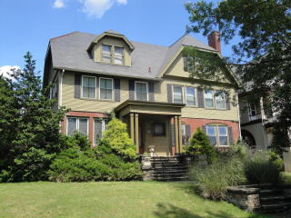 860 Louisa St, Williamsport, PA 17701-3059