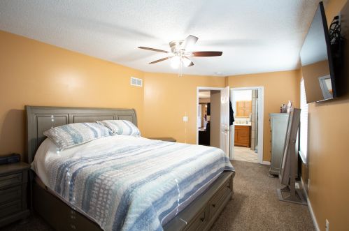 10328 Sunset Dr, Florence KY  41042-3348 exterior