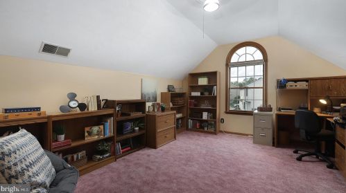 13 Woodside Ln, Flemington NJ  08822-3221 exterior