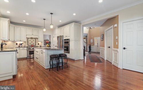 15609 Ryder Cup Dr, Haymarket VA  20169-6160 exterior