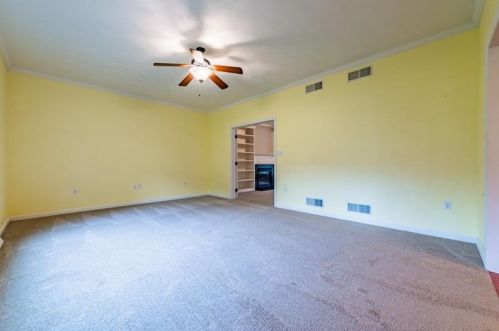 226 Tacoma Ave, Latrobe PA  15650-1237 exterior