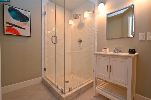 122 El Toyonal, Orinda CA  94563-2133 exterior