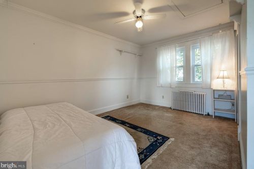 102 High St, Edinburg VA  22824-3084 exterior