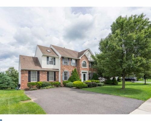 4 Hillside Dr, Limerick PA  exterior