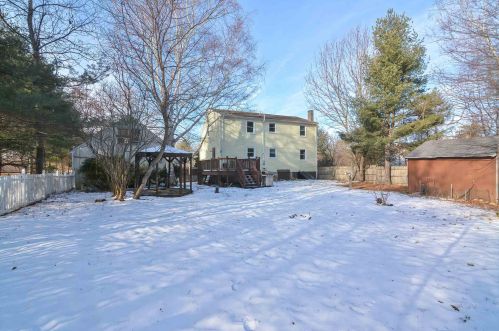 12 Olesen Rd, Derry NH 03038-4846 exterior