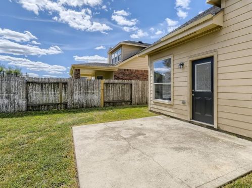 7111 Rocky Ridge Ln, Richmond, TX 77407-3856