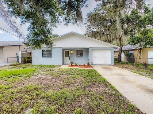 527 Observatory Dr, Orlando, FL 32835-1963