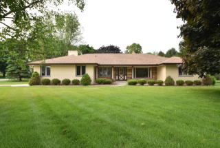 19115 Tanala Dr, Brookfield, WI 53045-4803