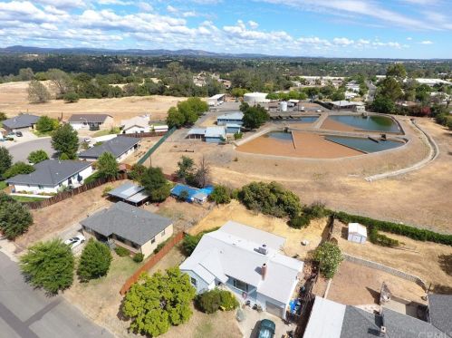 50 La Cresenta Dr, Oroville CA  95965-3510 exterior