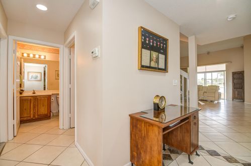 10667 Lake Shore Dr, West Palm Beach FL  33414-6170 exterior