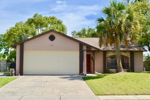 3285 Kirby Dr, Titusville, FL 32796-1228