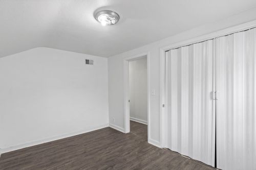 4480 70, Milwaukee WI 53218-5408 exterior