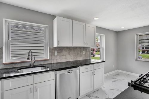 967 Ella St, Bridgeville PA  15017-2542 exterior
