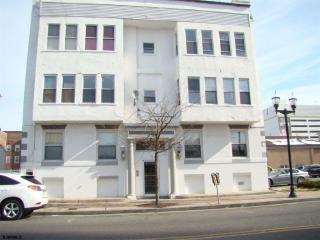 33 North Carolina Ave, Atlantic City NJ  08401-7300 exterior