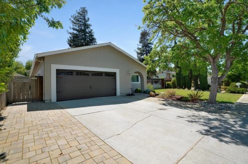 15235 Pratola Ct, Morgan Hill, CA 95037-5805