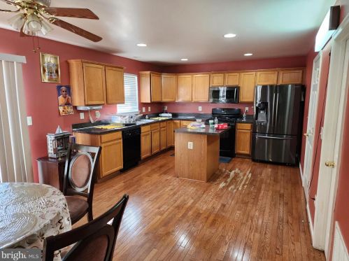 177 Lone Tree Dr, Camden-Wy, DE 19934-4734