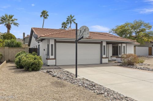 13837 21st Way, Phoenix, AZ 85022-4649