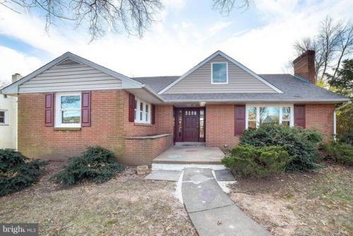 420 Fairview Ave, Souderton, PA 18964-1437